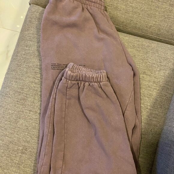 [the Pangaia] celeb fave Rubia Mauve sweatpants - Picture 4 of 10